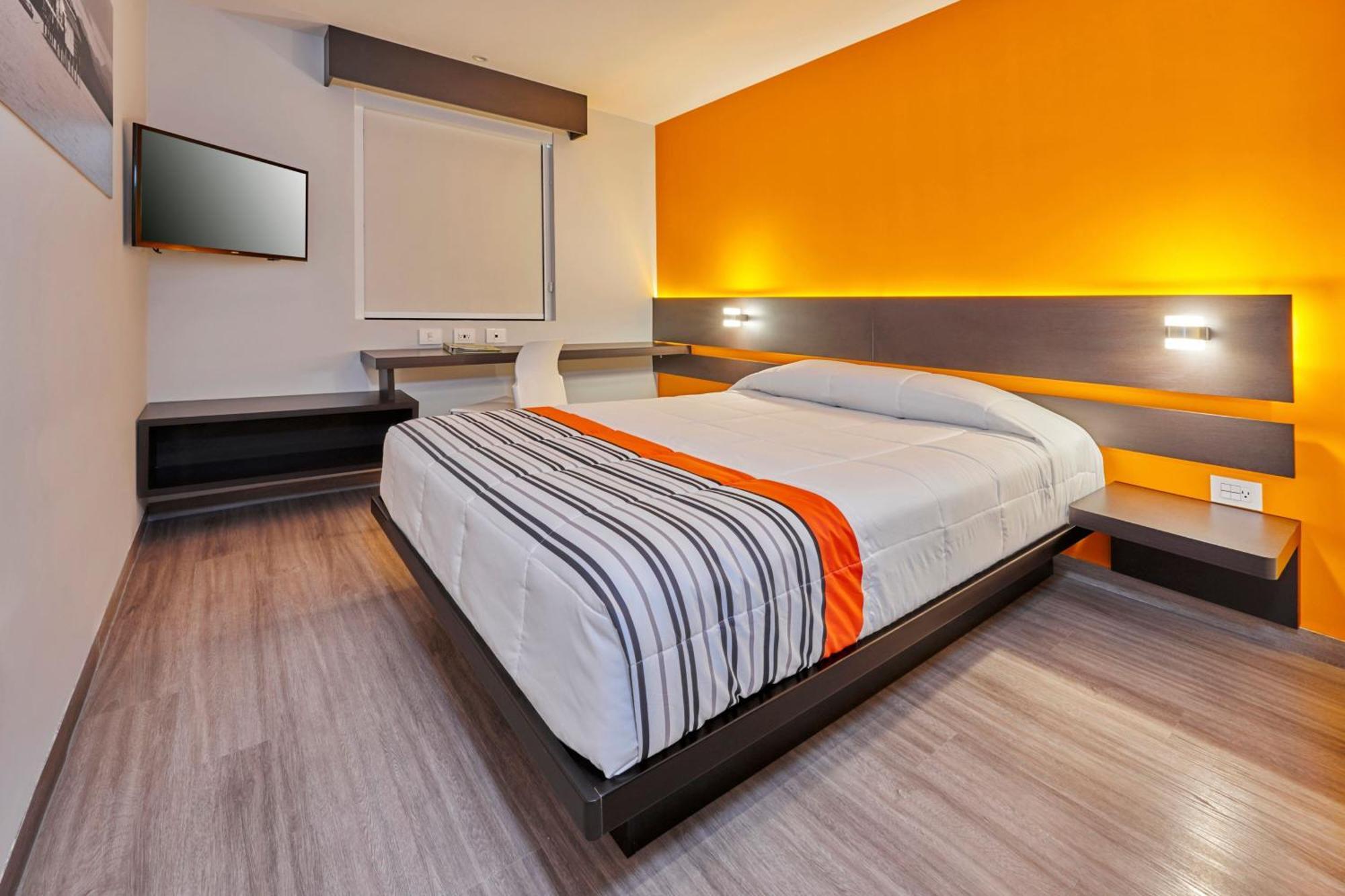 City Express Junior By Marriott Ciudad De Mexico Sullivan Exterior foto