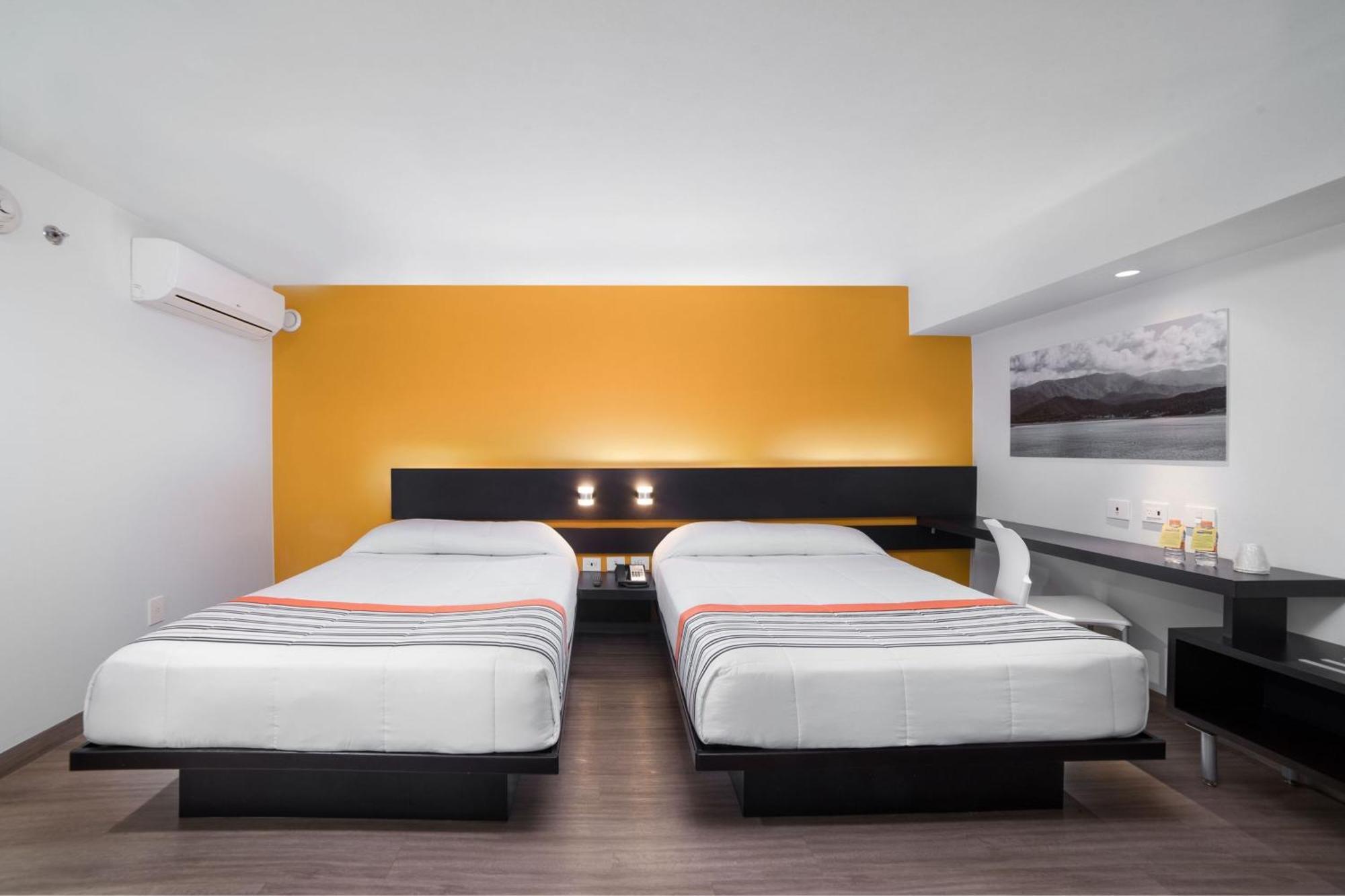 City Express Junior By Marriott Ciudad De Mexico Sullivan Exterior foto